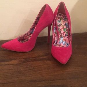 Pink heels